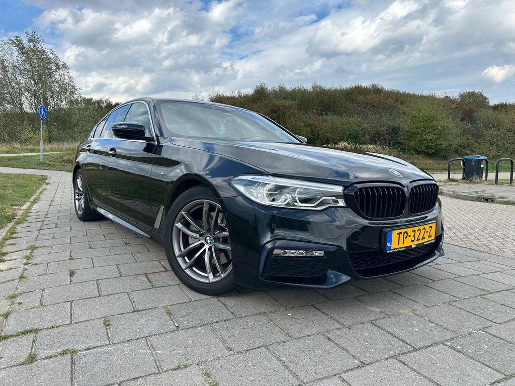 BMW 5-Serie 520d 190pk EDE Aut. 2018 Zwart, Auto's, BMW, Automaat, Achterwielaandrijving, 1995 cc, 2000 kg