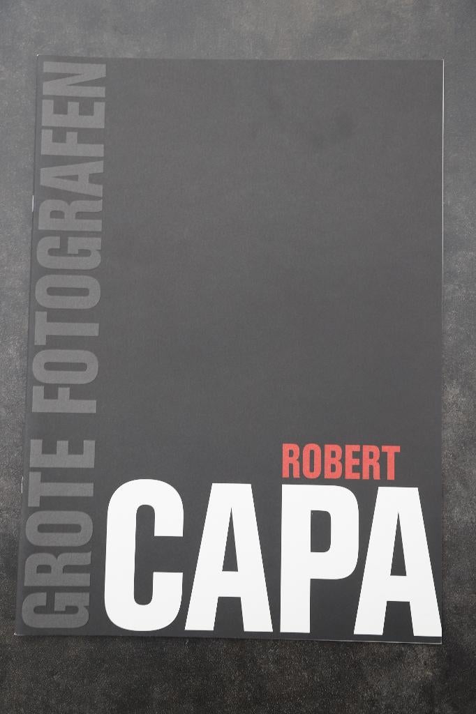 Grote fotografen: Robert Capa, Sebastiao Salgado,Vanfleteren, Boeken, Ophalen of Verzenden, Zo goed als nieuw, Fotografen