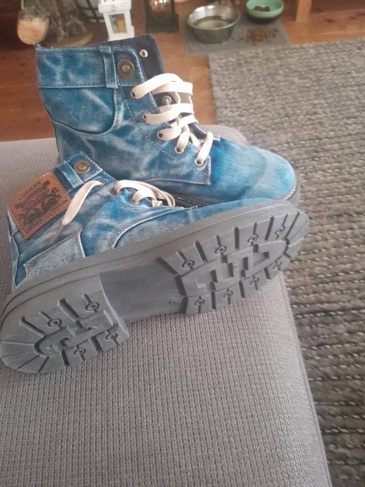 Jeans sneakers maat 41 nieuw, Ophalen, Blauw, Nieuw, Sneakers of Gympen