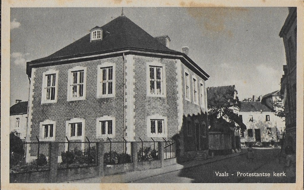 Z193 oude ongelopen ansichtkaart vaals protestantse kerk, Verzamelen, Ophalen of Verzenden, 1940 tot 1960, Ongelopen, Limburg