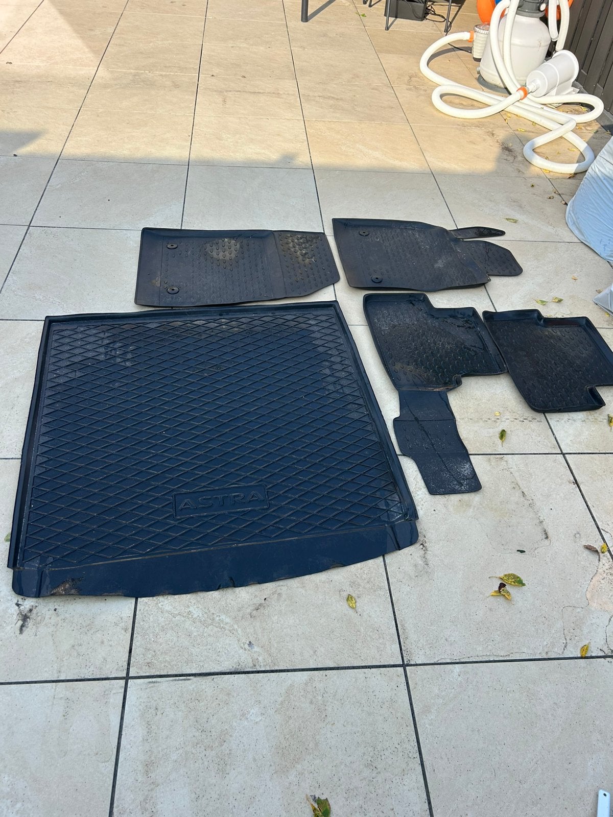 Automatten set rubber opel astra j plus leder hoezen, Auto-onderdelen, Ophalen, Nieuw, Opel