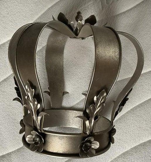 Decoratieve Sierkroon - Hoogte 26 cm, Ophalen, Metaal, Zilver, Gebruikt
