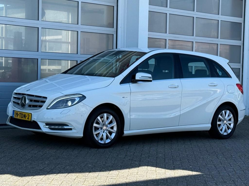 Mercedes-benz B-KLASSE B200 Ambition 6-Bak Navi Cruise Pdc L, Voorwielaandrijving, Euro 5, Gebruikt, 1295 kg