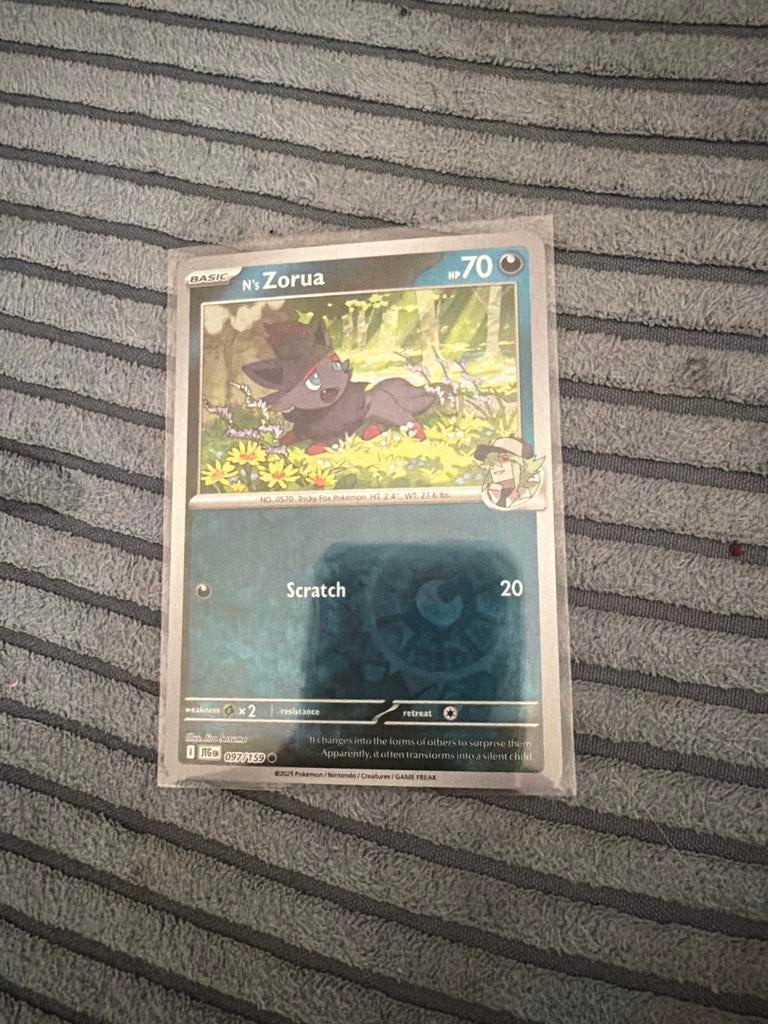 N's Zorua Pokémon Kaart - Zeldzaam en in Topstaat, Ophalen of Verzenden, Zo goed als nieuw, Losse kaart