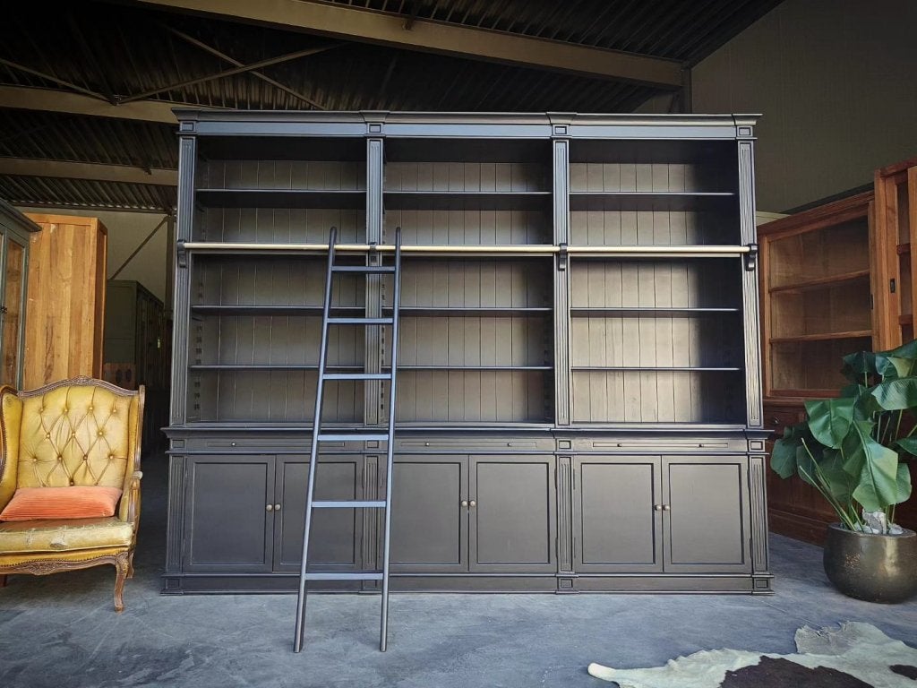XXL Zwarte boekenkast | Chique Bibliotheekkast |  #343, Niet ingevuld, Met deur(en), 200 cm of meer, Teakhout