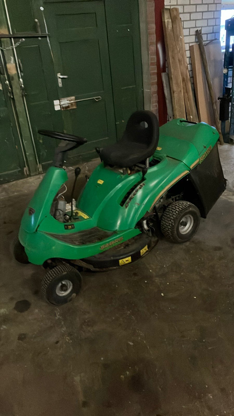Sabre zitmaaier john deere, Ophalen, Zo goed als nieuw