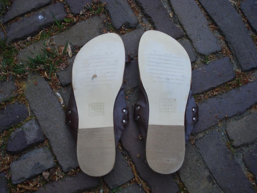 BOHO IBIZA FESTIVAL BRUINE SLIPPERS 39 GRATIS VERZENDING, Slippers, Bruin, Verzenden, Nieuw