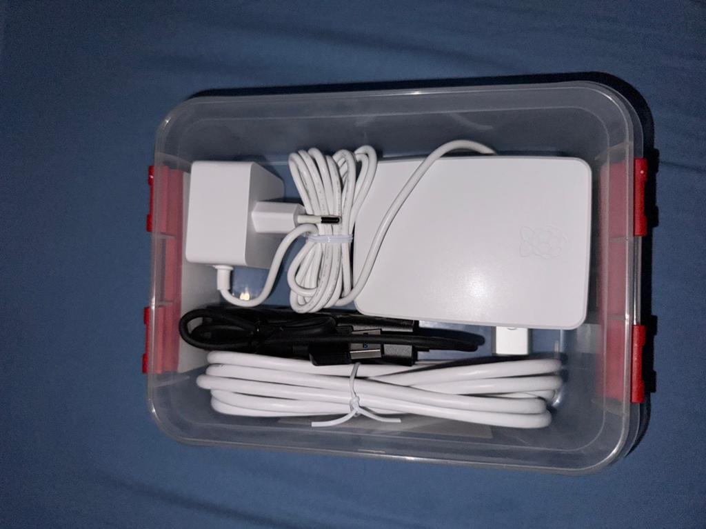 Raspberry Pi 4 2GB Complete Starterset NIEUW, Ophalen, Nieuw