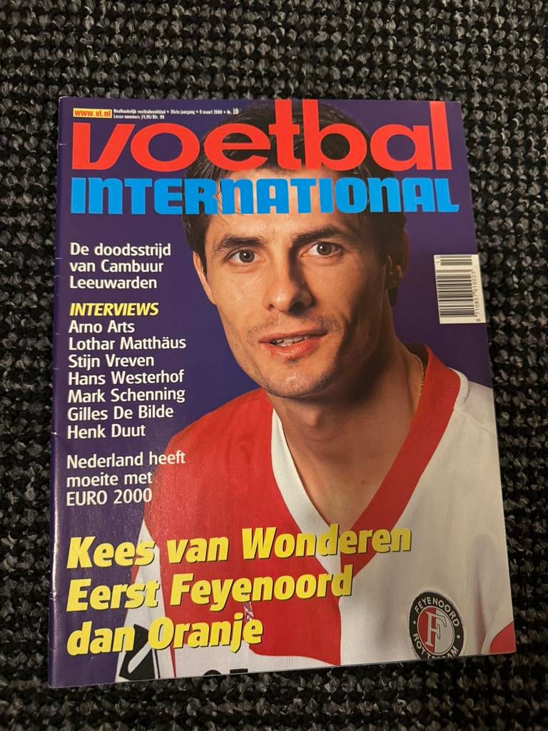 Voetbal International nr. 10 | 35ste jaargang, Boeken, Tijdschriften en Kranten, Ophalen of Verzenden, Zo goed als nieuw, Sport en Vrije tijd