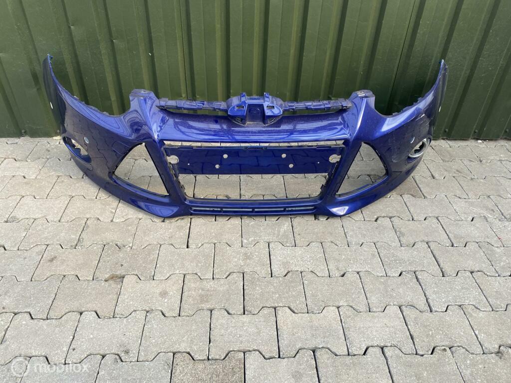 Voorbumper ford focus mk3 bm5117757a Origineel, Auto-onderdelen, Gebruikt, Voor, Ophalen of Verzenden, Bumper