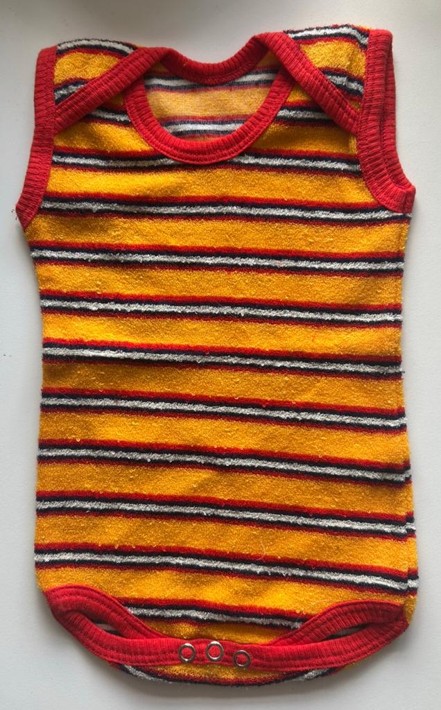 Vintage gestreepte badstof romper - Geel/Rood, Ophalen of Verzenden, Zo goed als nieuw, Jongetje of Meisje