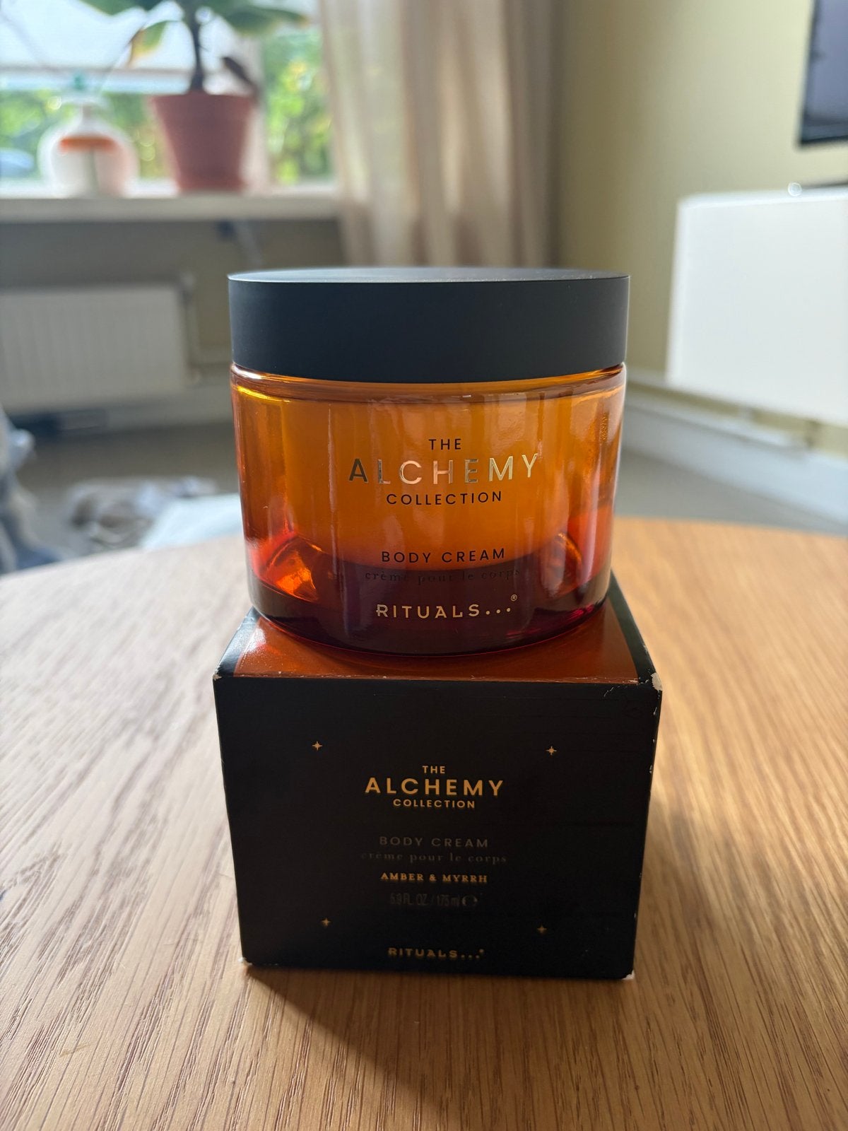 Rituals The Alchemy Collection Body Cream Amber & Myrrh, Sieraden, Tassen en Uiterlijk, Ophalen of Verzenden, Nieuw, Bodylotion, Crème of Olie