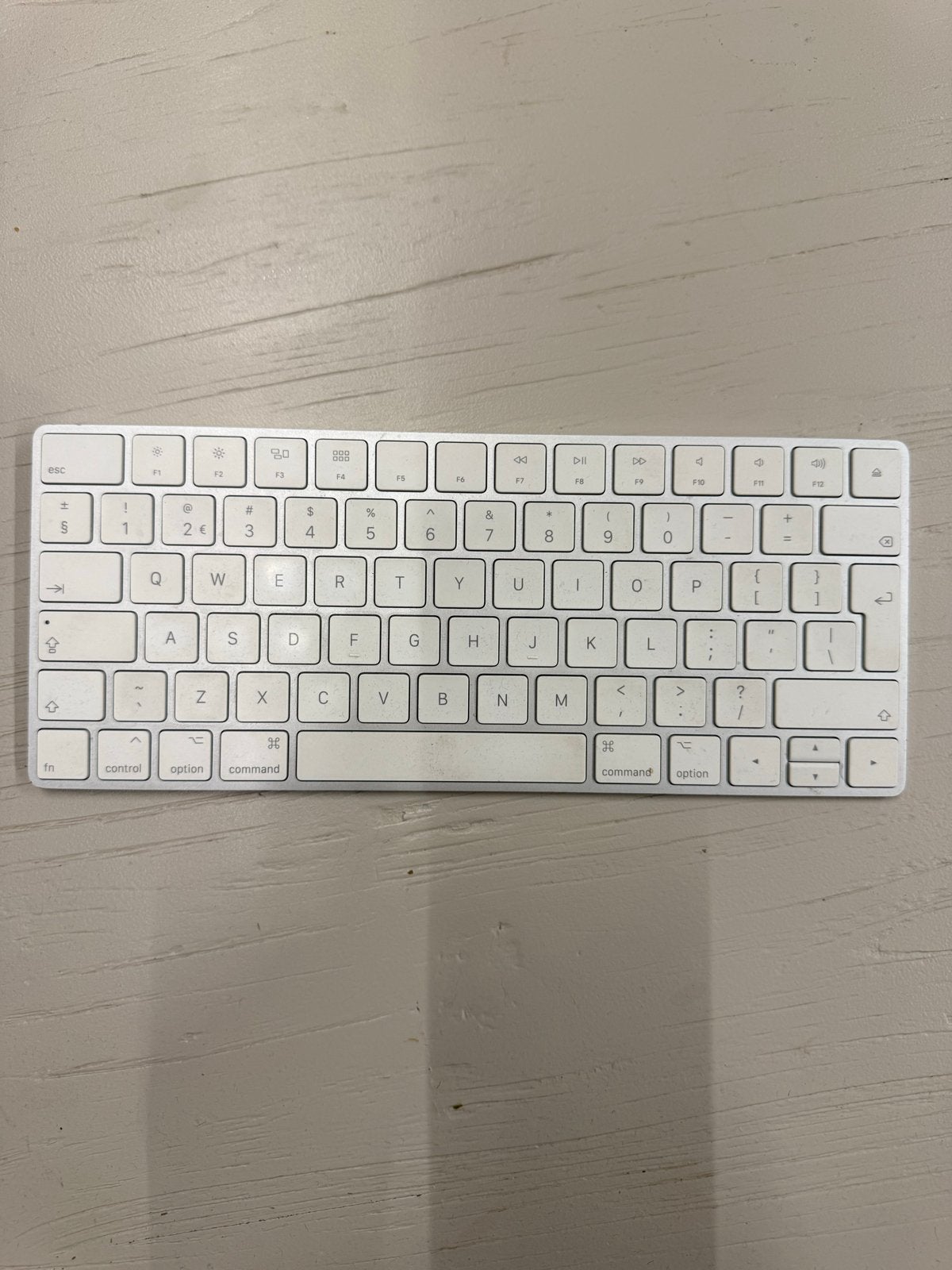 Apple Magic Keyboard A1644 - Draadloos en Compact, Computers en Software, Toetsenborden, Gebruikt, Ophalen of Verzenden, Draadloos