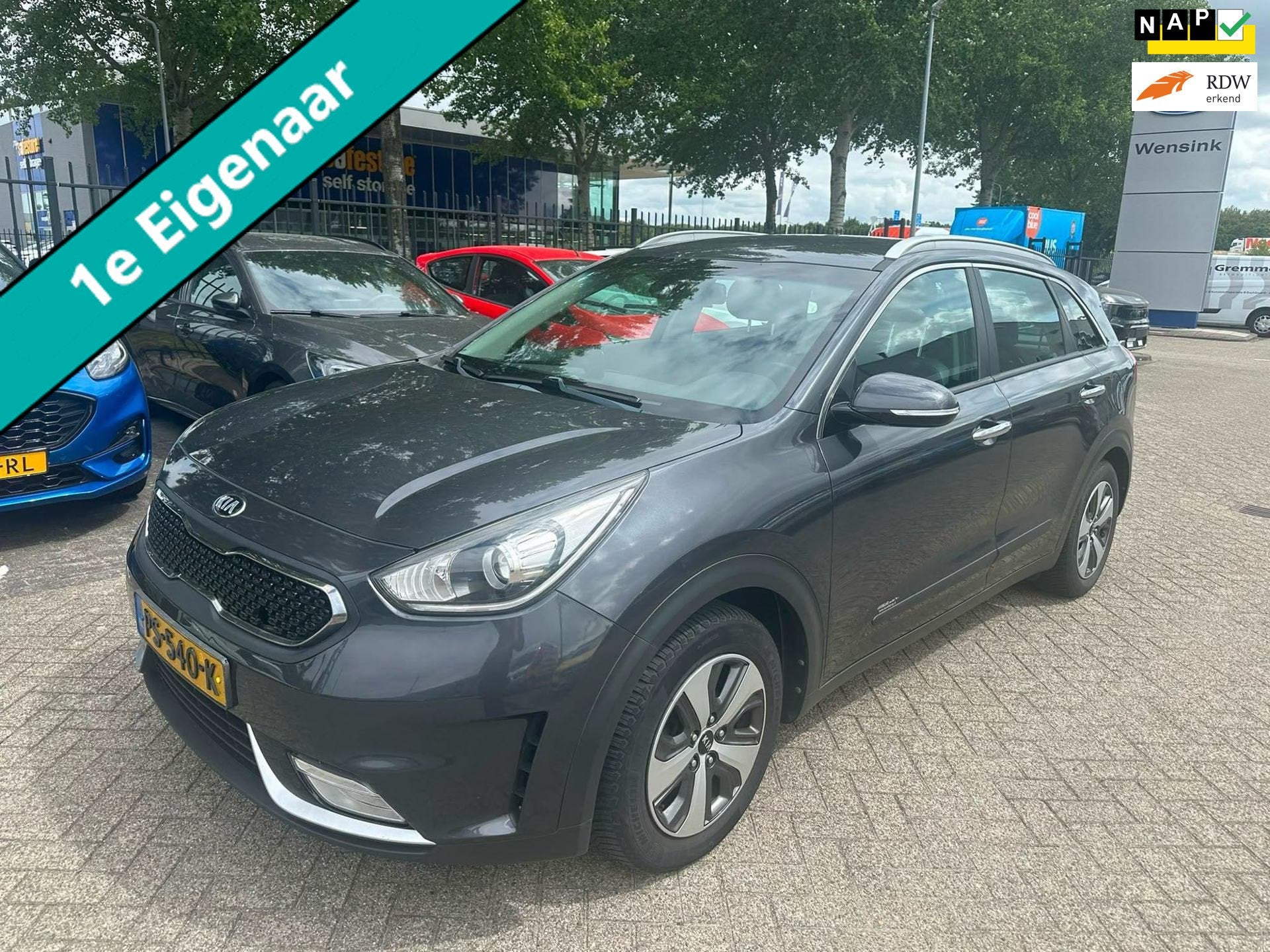 Kia Niro 1.6 GDi Hybrid Dynamic 1e eig. Carplay Clima Navi T, Gebruikt, Euro 6, Leder en Stof, Origineel Nederlands