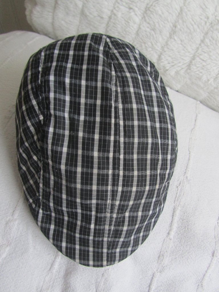 Flatcap, grijs/wit/donkerblauw ruitje, zwarte voering,57, Ophalen of Verzenden, Zo goed als nieuw, 57 cm (M, 7⅛ inch) of minder