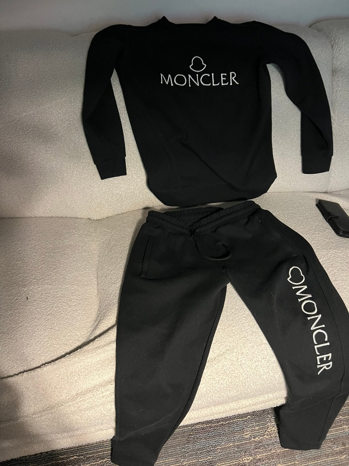 Moncler joggingpak, Ophalen of Verzenden, Zo goed als nieuw, Zwart