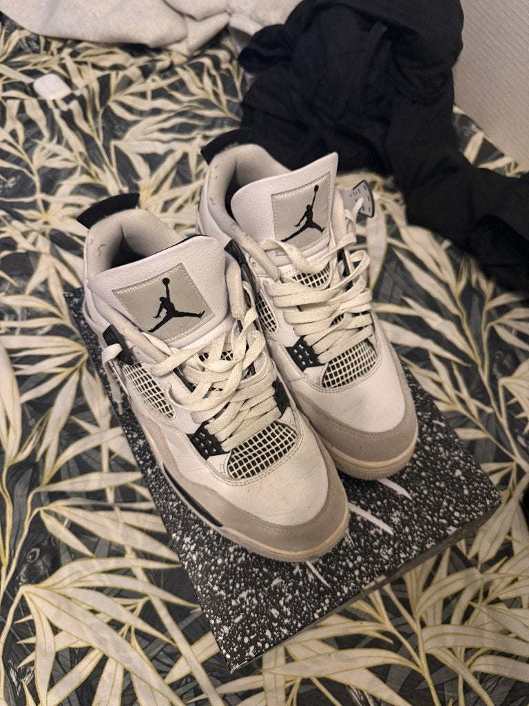 Jordan 4 maat 44 originele, Kleding | Heren, Schoenen, Wit, Ophalen of Verzenden, Sneakers of Gympen, Gedragen