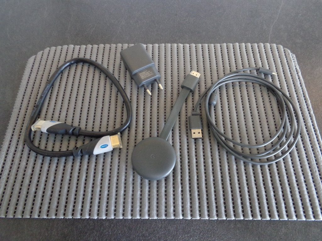 Google Chromecast 3de Gen V3, Verzenden, Zo goed als nieuw, HDMI