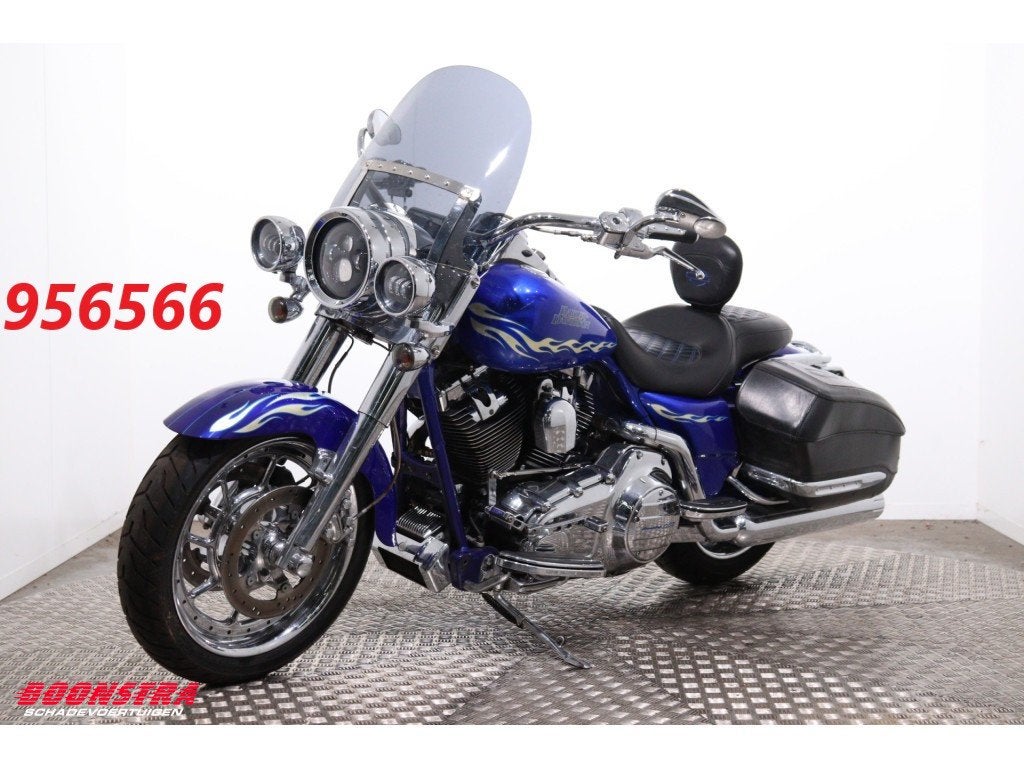 Harley-Davidson 110 FLHRSE CVO Road King 110 FLHRSE CVO Road, Motoren, Motoren | Schademotoren, Overige merken, Dopplerlaan 4
9207HC  DRACHTEN, NL