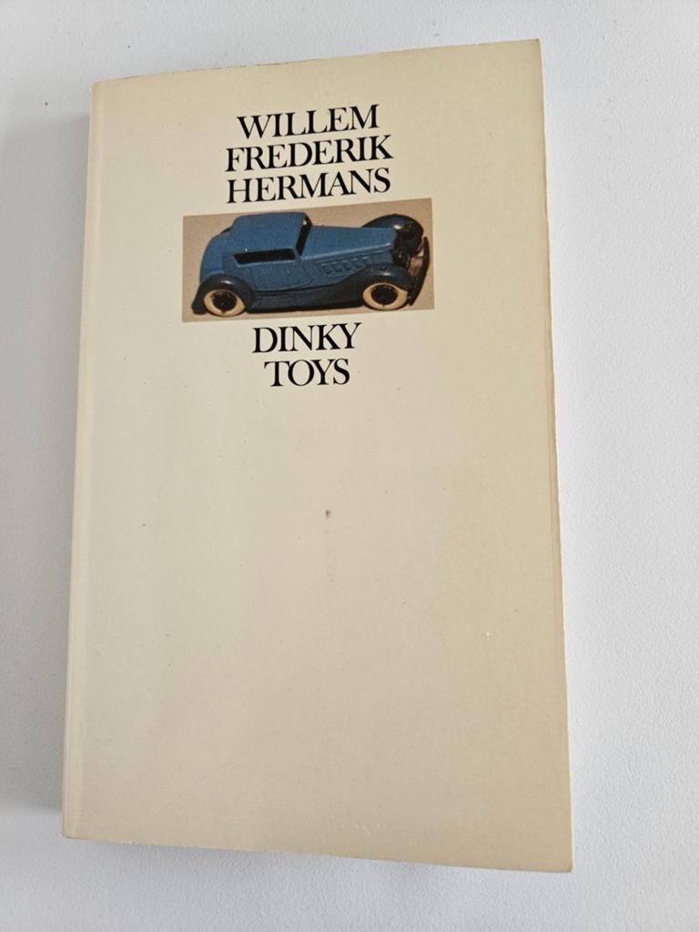 Dinky Toys - Willem Frederik Hermans in goede staat, Willem Frederik Hermans, Ophalen of Verzenden, Zo goed als nieuw, Eén auteur