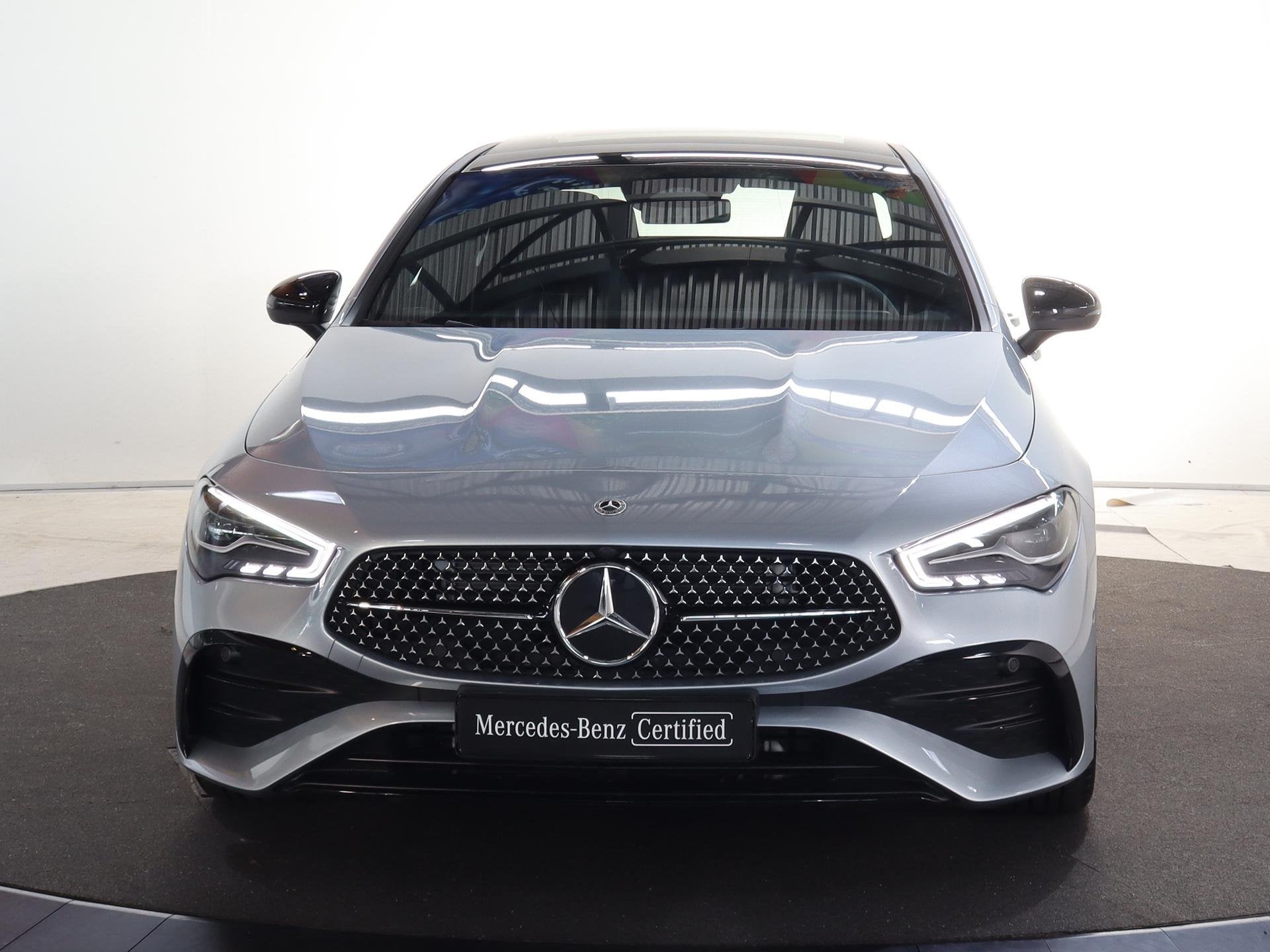 Mercedes-Benz CLA-klasse 180 AMG Line | Panoramaschuifdak |, Auto's, 136 pk, Gebruikt, 4 cilinders, Origineel Nederlands