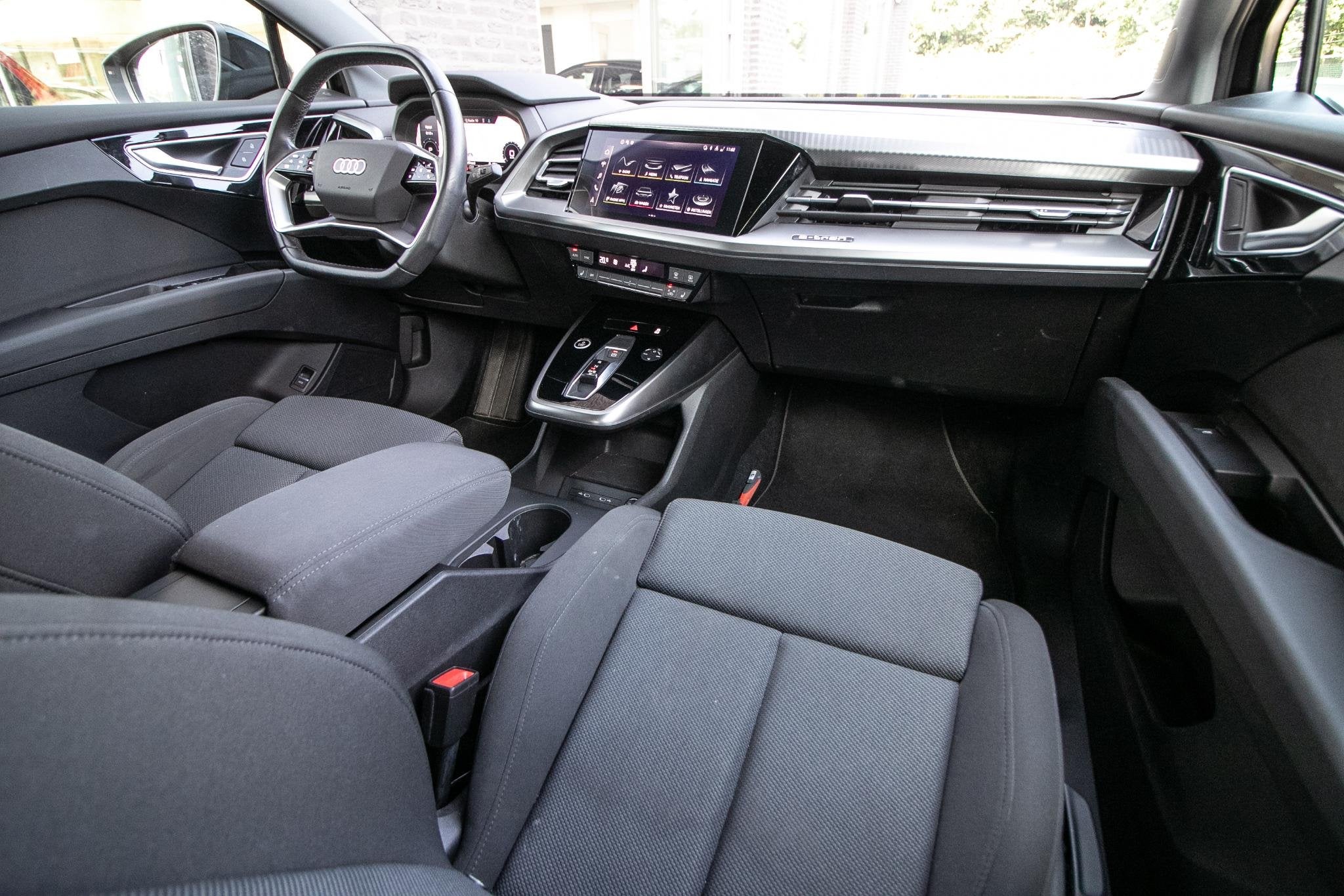 Audi Q4 e-tron 40 Launch edition Advanced 77 kWh | Carplay |, Auto's, Gebruikt, Zwart, Zwart, Q4 e-tron