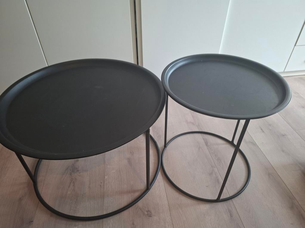 Set van 2 zwarte bijzettafeltjes, Minder dan 45 cm, Minder dan 55 cm, Gebruikt, Metaal of Aluminium