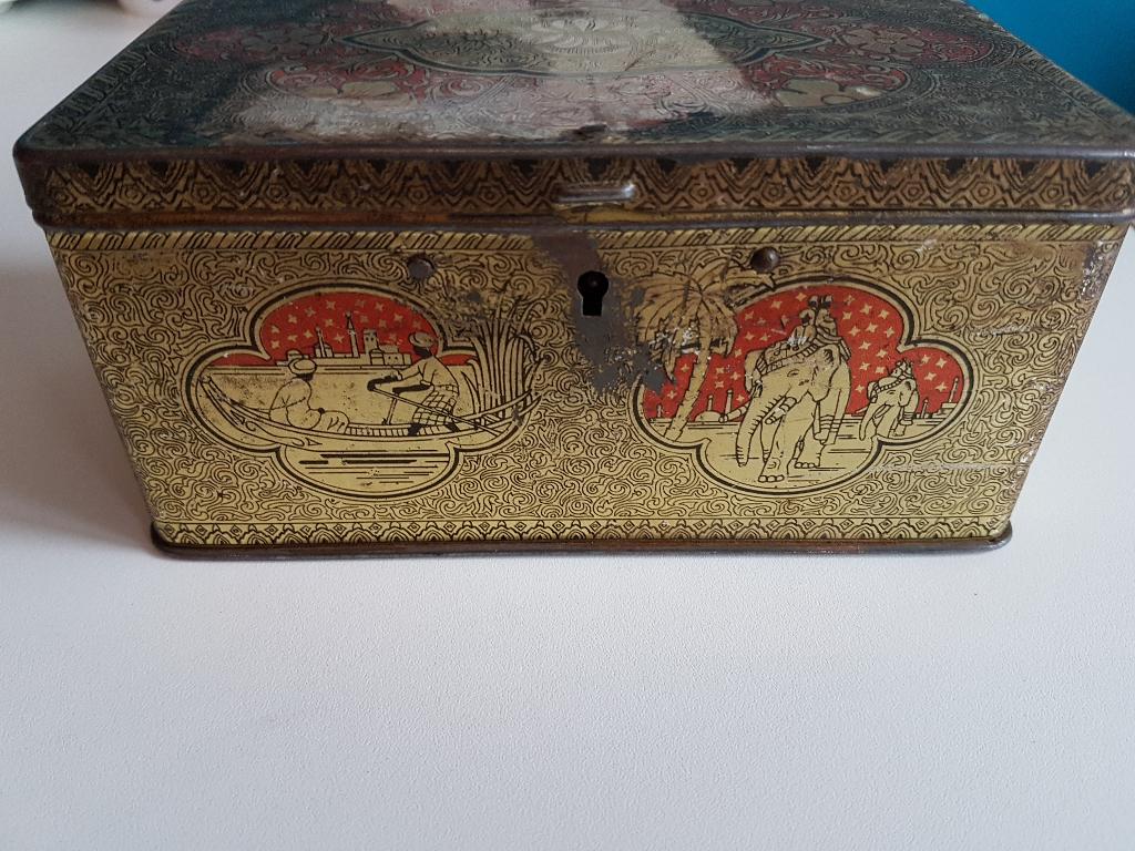 oud blik de Gruyter met slot zonder sleutel, ca. 16,5 x 10, Verzamelen, Blikken, Ophalen of Verzenden, Gebruikt, Overige