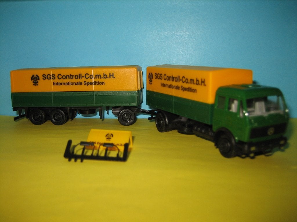SGS-Control  MERCEDES  combi  Herpa, Ophalen of Verzenden, Zo goed als nieuw, Bus of Vrachtwagen, Herpa