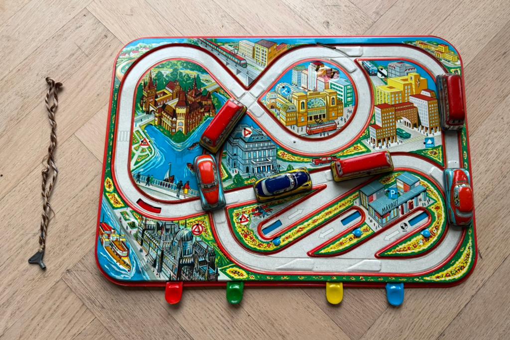 Vintage autobaan - opwindbare voertuigen, Kinderen en Baby's, Speelgoed | Racebanen, Opwindmechanisme, Ophalen, Overige merken