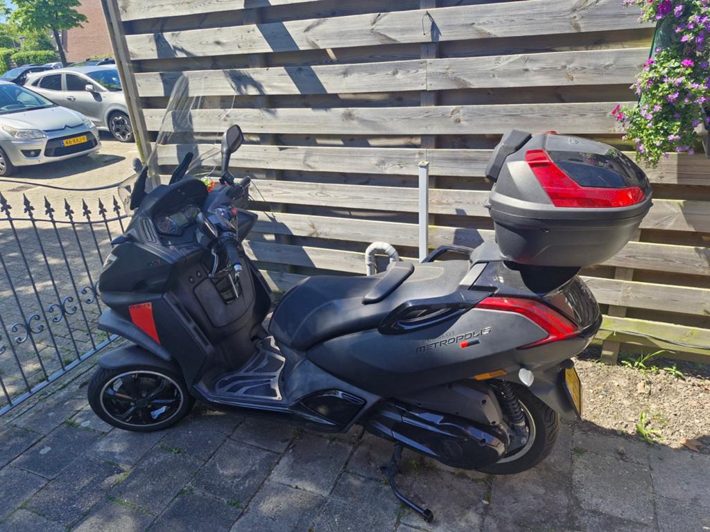 Peugeot Metropolis, Scooter, Particulier, 1 cilinder, Peugeot