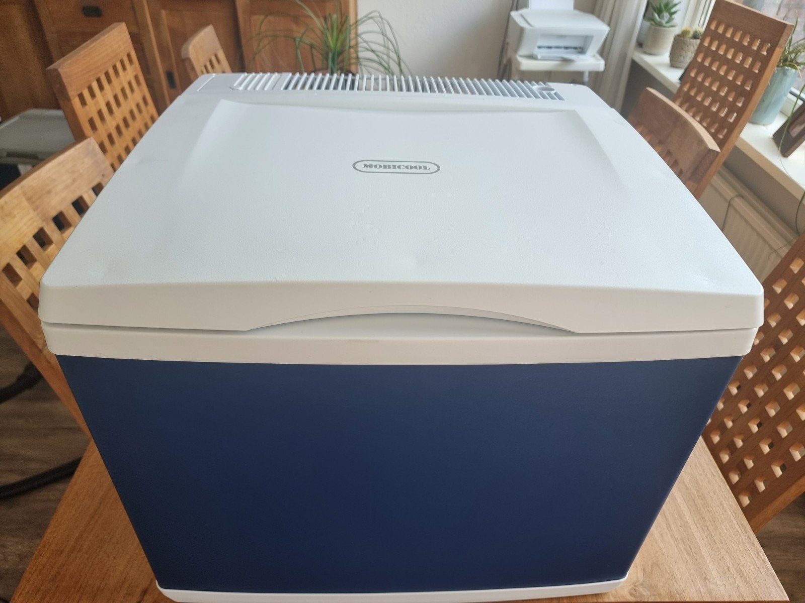 Mooie zeer goede MB40 Mobicool hybride compressor koelbox, Ophalen of Verzenden, Zo goed als nieuw, Koelbox, Compressor