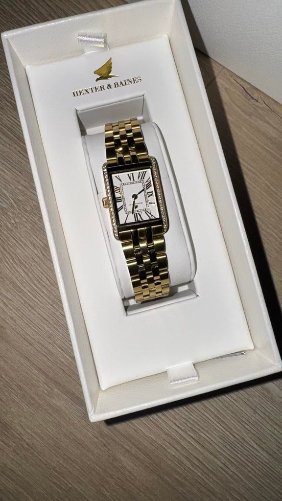 Hexter & Baines dameshorloge goud met strass, Sieraden, Tassen en Uiterlijk, Horloges | Dames, Overige merken, Polshorloge, Nieuw