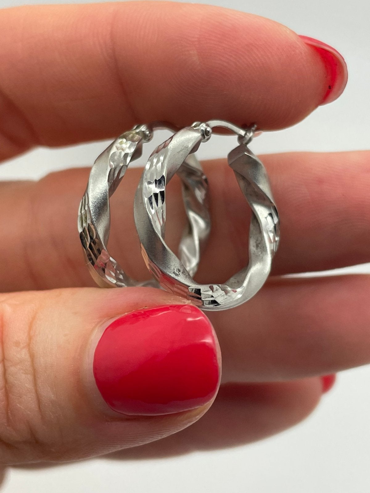 E662 Prachtige zilveren oorbellen wokkels, Ophalen of Verzenden, X, Zilver, Zilver