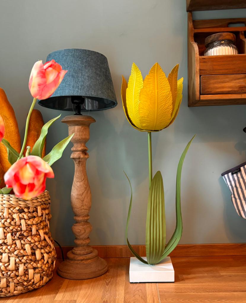 Grote tulpen kandelaar, Ophalen of Verzenden, Zo goed als nieuw, Metaal, Minder dan 25 cm