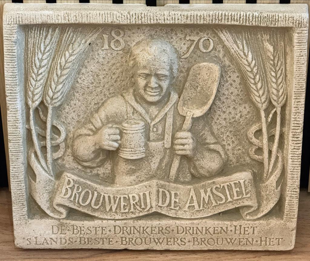 Authentieke Amstel Bier gevelsteen - Brouwerij De Amstel, Verzamelen, Biermerken, Ophalen of Verzenden, Zo goed als nieuw, Overige typen