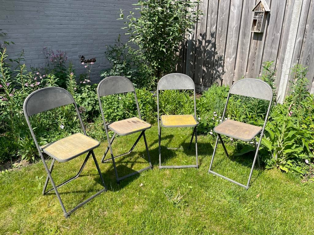 4 vintage klapstoeltjes, Ophalen, Gebruikt, Metaal, Inklapbaar