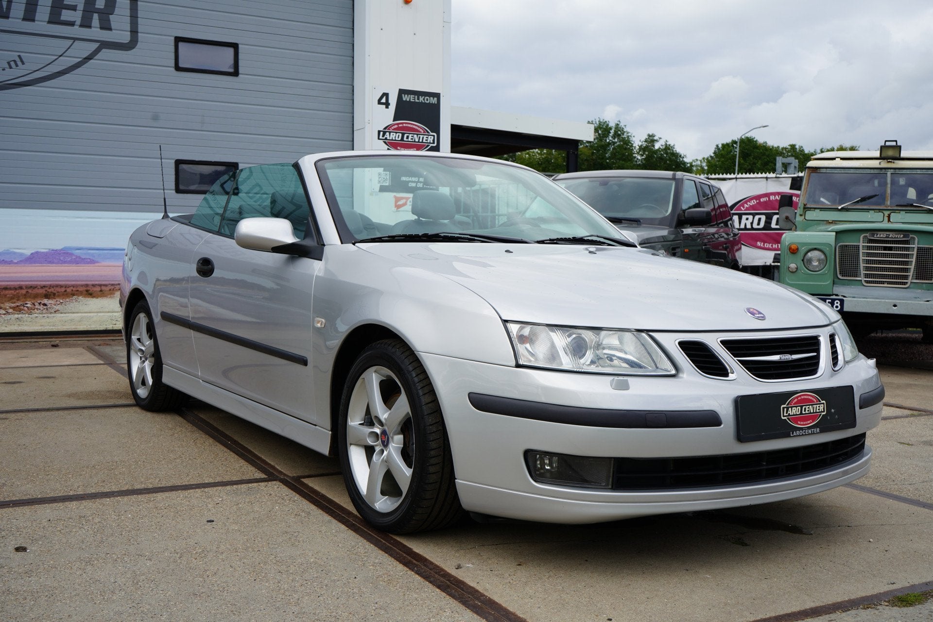Saab 9-3 2.0 Turbo Cabriolet (bj 2003, automaat), Auto's, Gebruikt, 4 cilinders, Cabriolet, 4 stoelen