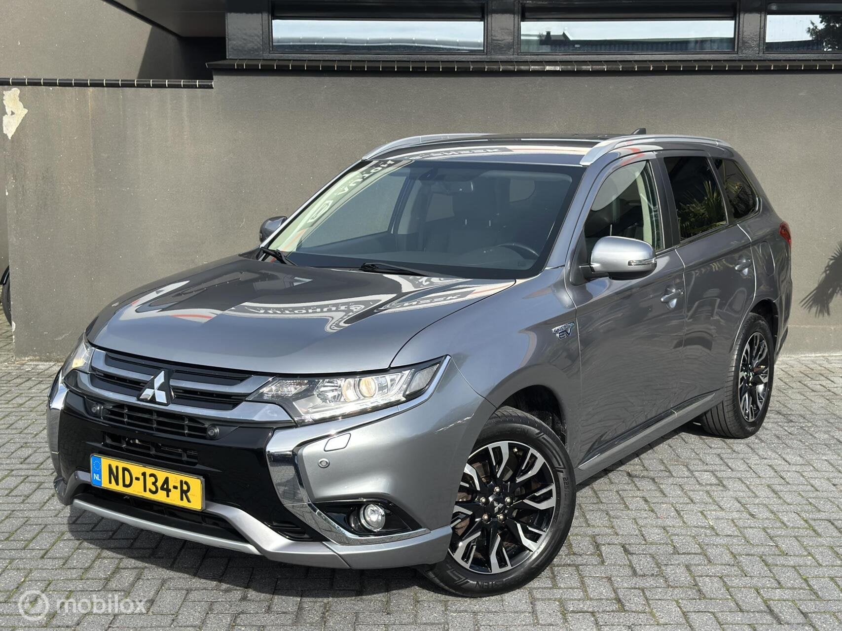 Mitsubishi Outlander 2.0 PHEV Executive|4WD|Camera|Trekhaak|, Auto's, 1998 cc, Euro 6, 4 cilinders, Automatische klimaatregeling