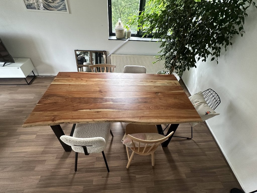 Real wood dining table with a natural live-edge top, Ophalen, Japandi/Rustic Industrial/Modern Boho., 50 tot 100 cm, Zo goed als nieuw