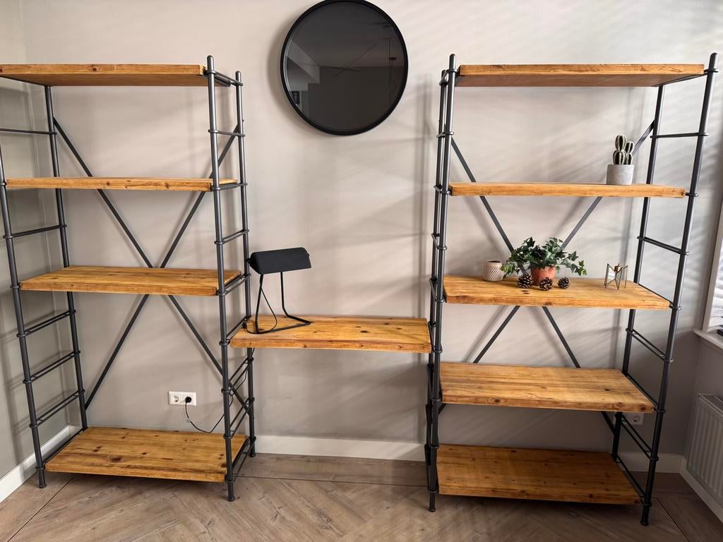 Open kast van Zuiver - Industrieel design, Huis en Inrichting, Kasten | Boekenkasten, Ophalen, Met plank(en), Zo goed als nieuw