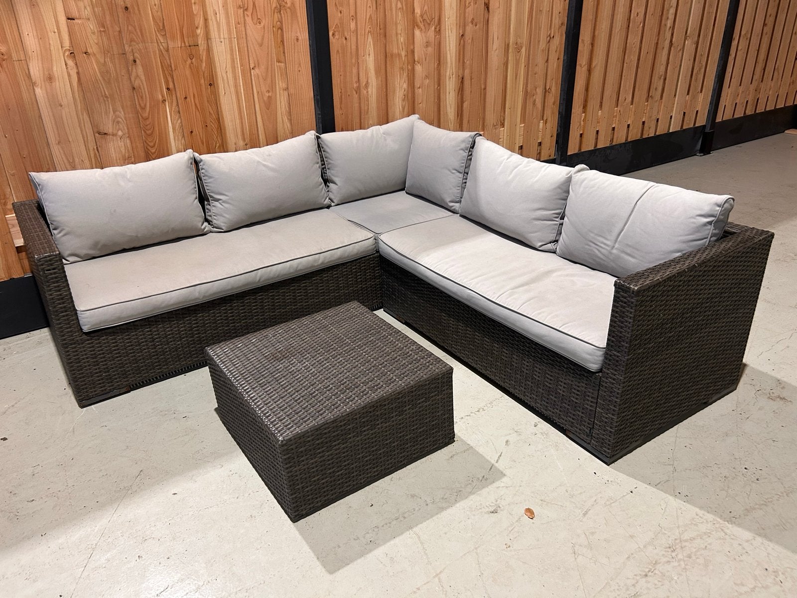 Prachtige hoekloungeset met afdekhoes - Zo goed als nieuw, Tuin en Terras, Tuinsets en Loungesets, Ophalen, 5 zitplaatsen, Zo goed als nieuw