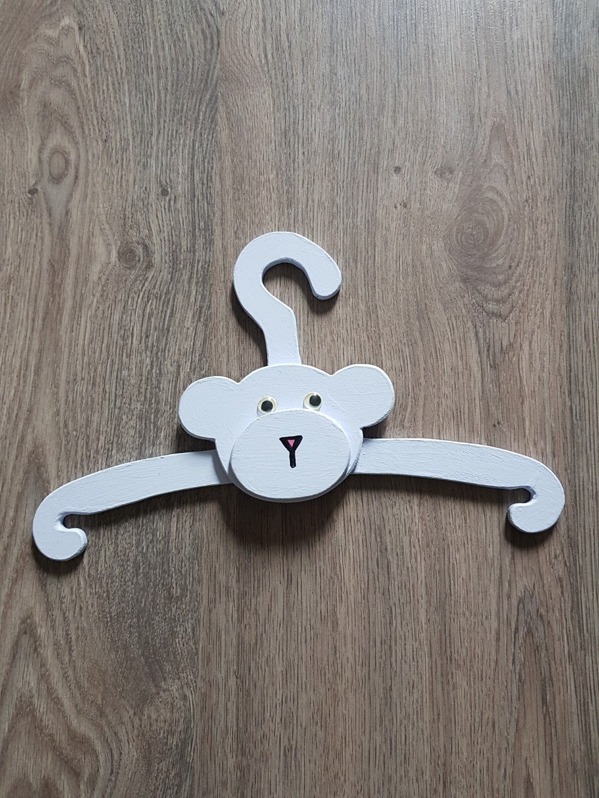 Super leuke houten kledinghanger, Paars, Ophalen of Verzenden, Zo goed als nieuw, Overige typen