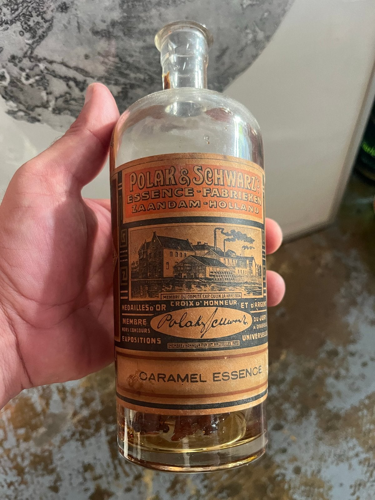 Antieke Polar & Schwarz Caramel Essence Fles, Verzamelen, Ophalen