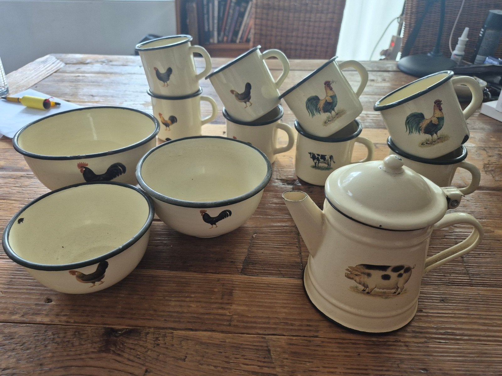 Vintage geëmailleerd servies met boerderijdieren, Antiek en Kunst, Ophalen of Verzenden