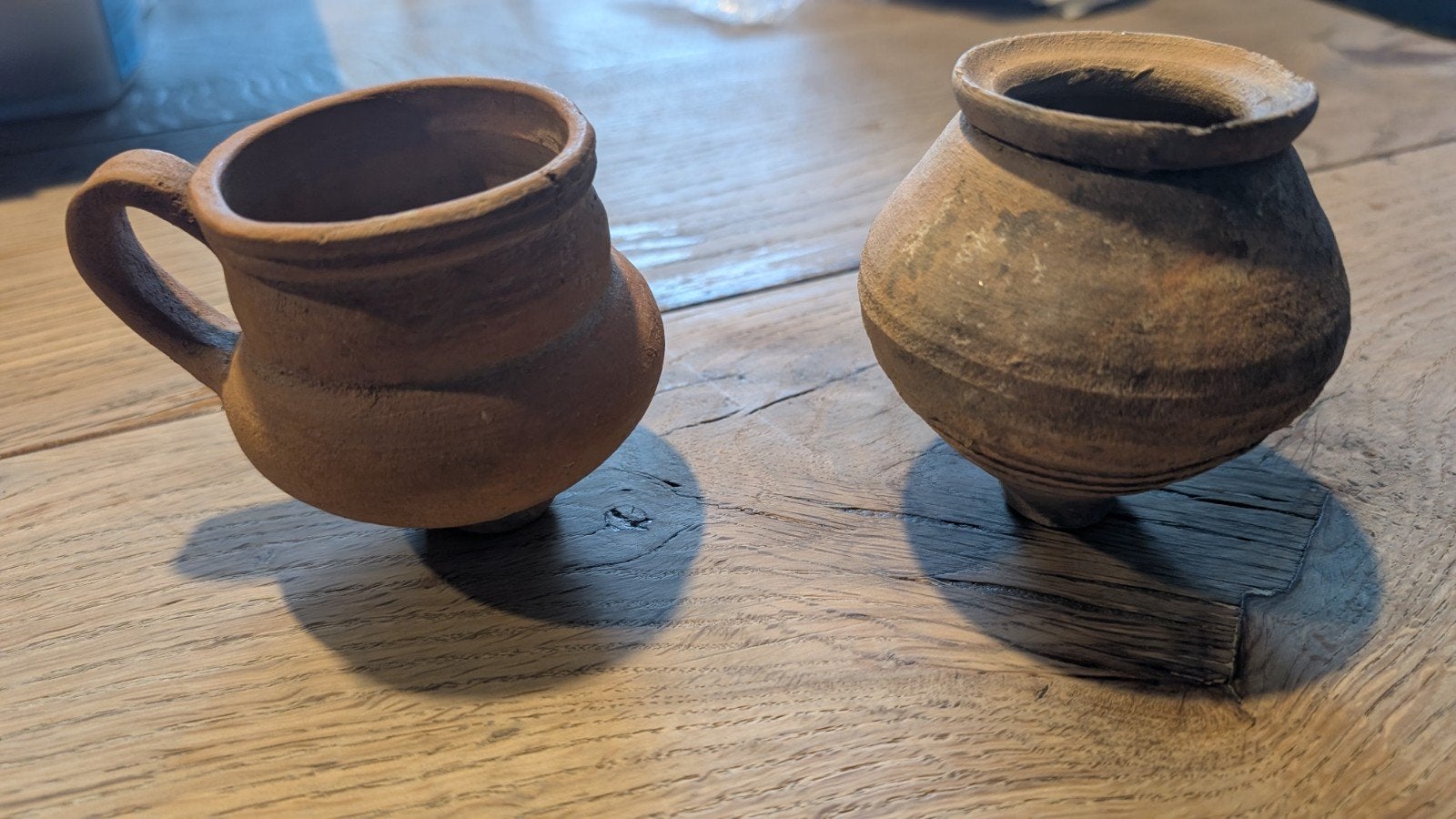 2 Romeinse potjes, Antiek en Kunst, Antiek | Keramiek en Aardewerk, Ophalen of Verzenden