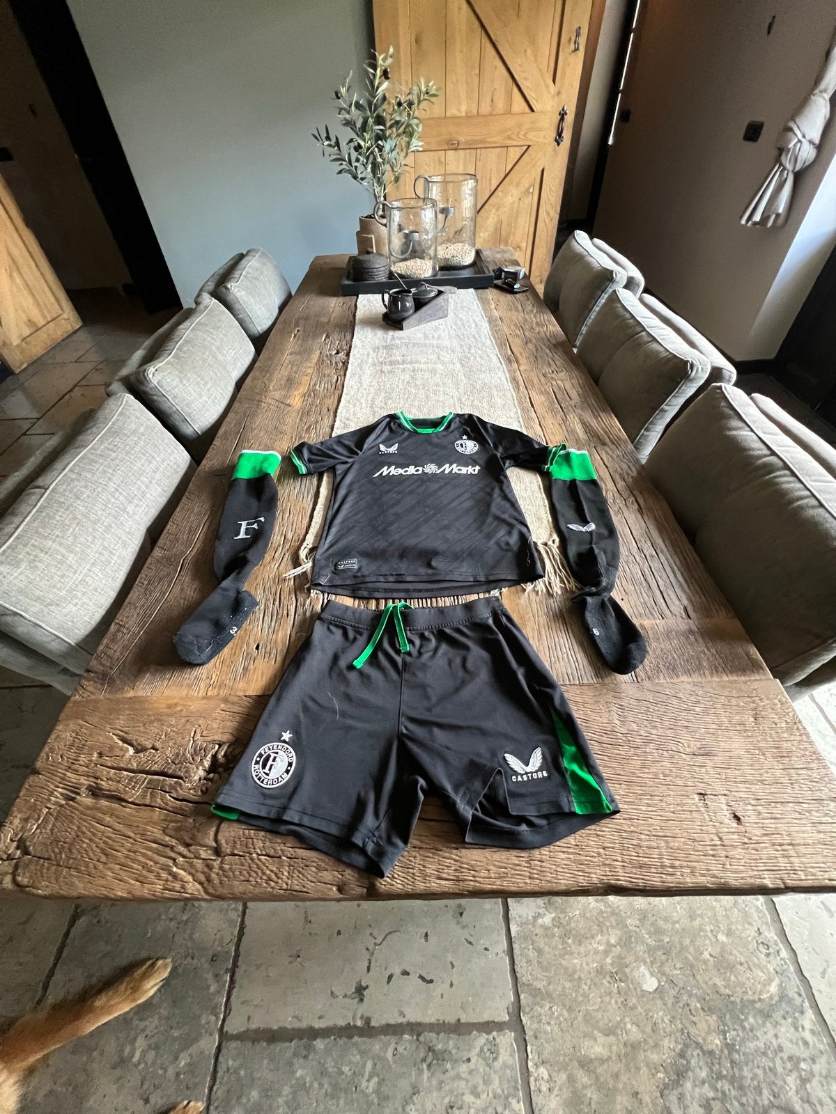 Feyenoord tenue maat 146, Ophalen of Verzenden, Gebruikt