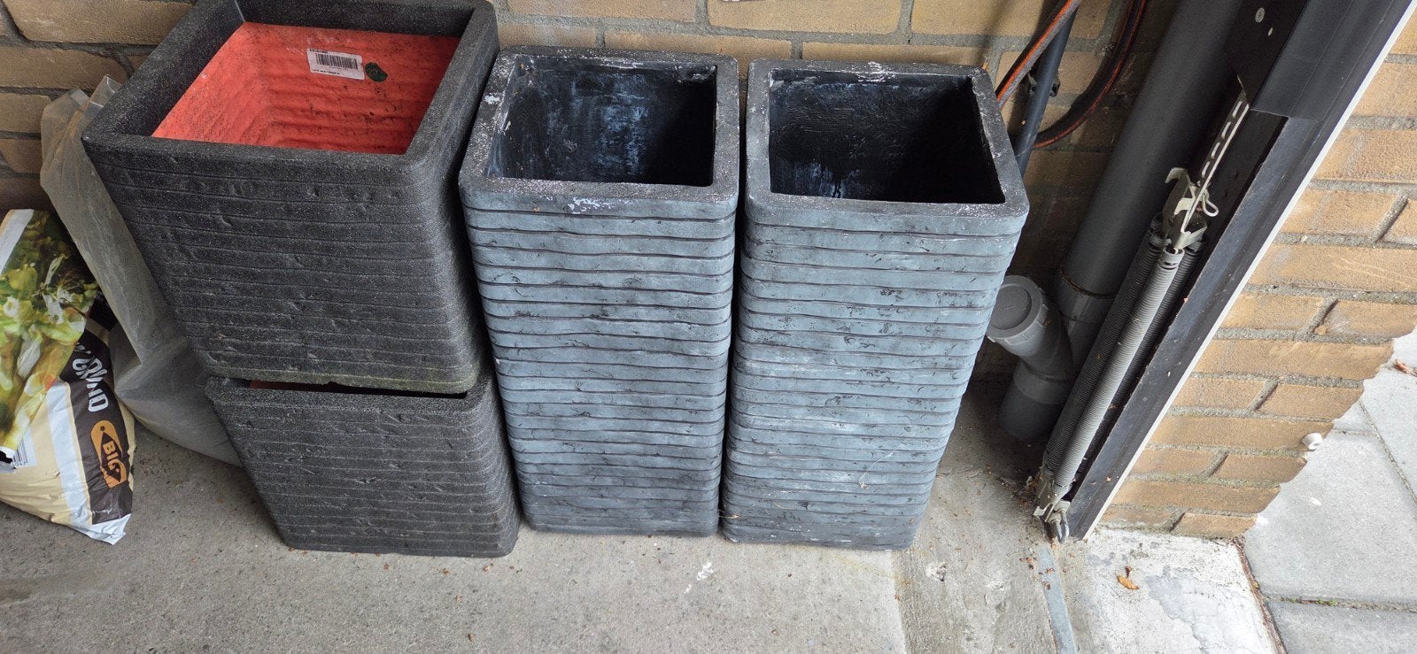 bloembak. klein.30x30.hoge bak25x25x60.in, Ophalen, Zo goed als nieuw, Rond, Kunststof