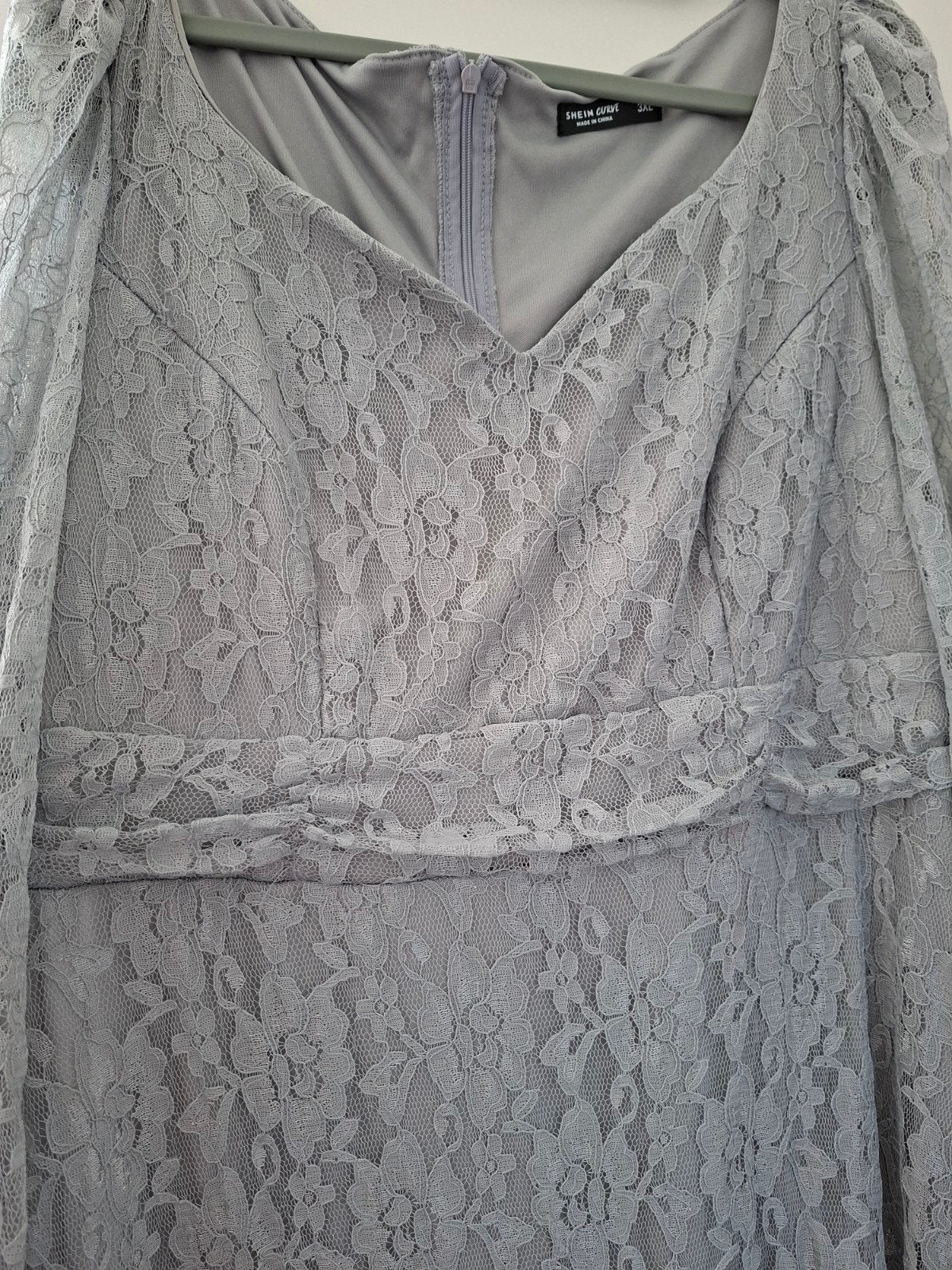 Shein Curve Grijze Kanten Jurk - Maat 3XL, Kleding | Dames, Ophalen, Maat 46/48 (XL) of groter, Nieuw, Shein Curve