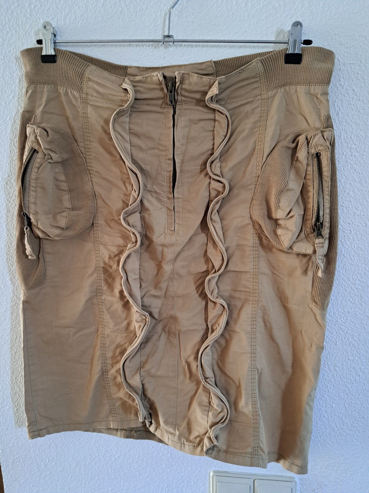 Desigual, leuke beige rok met zakken en ritsen - Maat 42, Kleding | Dames, Beige, Maat 42/44 (L), Ophalen of Verzenden, Zo goed als nieuw